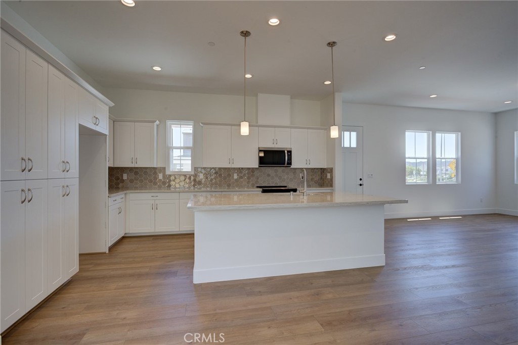 211 Kitty Hawk Court Property Photo 18
