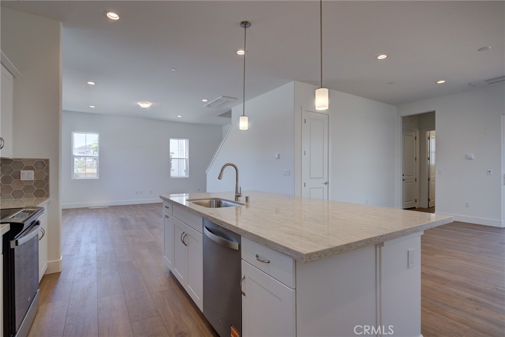 211 Kitty Hawk Court Property Photo 22