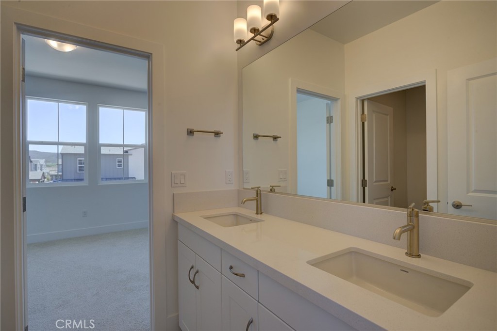 211 Kitty Hawk Court Property Photo 35