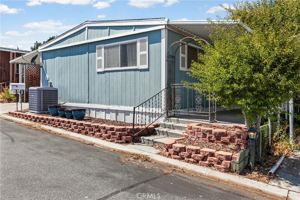 10961 Las Casitas Property Photo 1