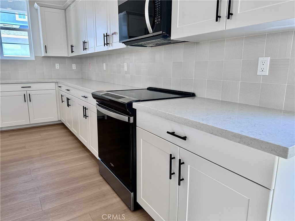 243 Kitty Hawk Court Property Photo 8