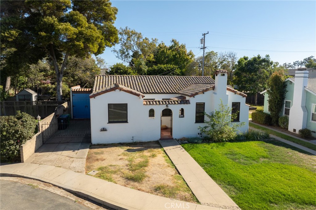 144 Palm Court Property Photo 3
