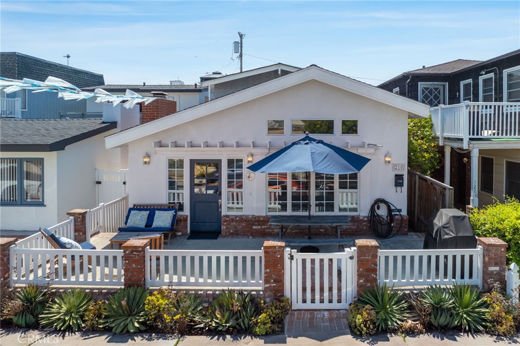 210 Opal Property Photo 1