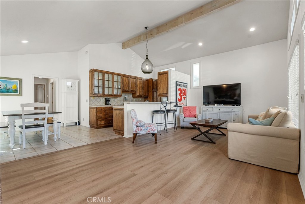 210 Opal Property Photo 6