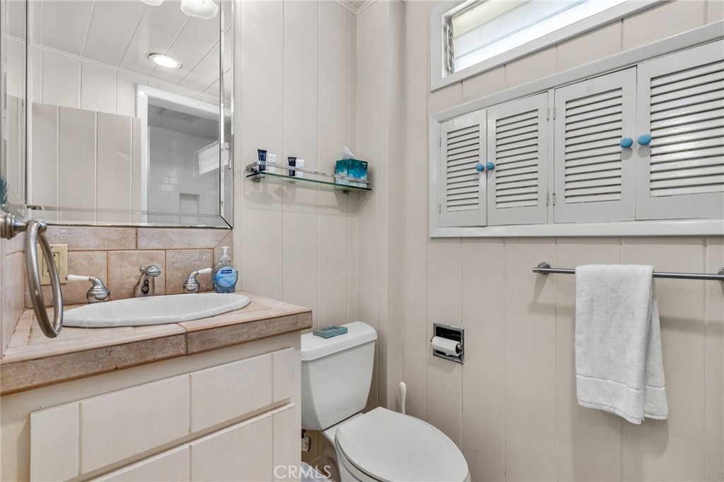 210 Opal Property Photo 16