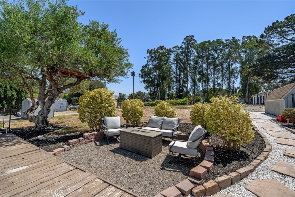 1497 La Quinta Drive Property Photo 15