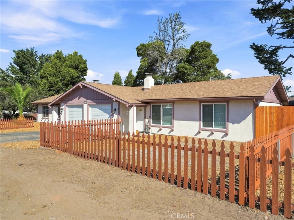 1050 Santa Ynez Avenue Property Photo 4