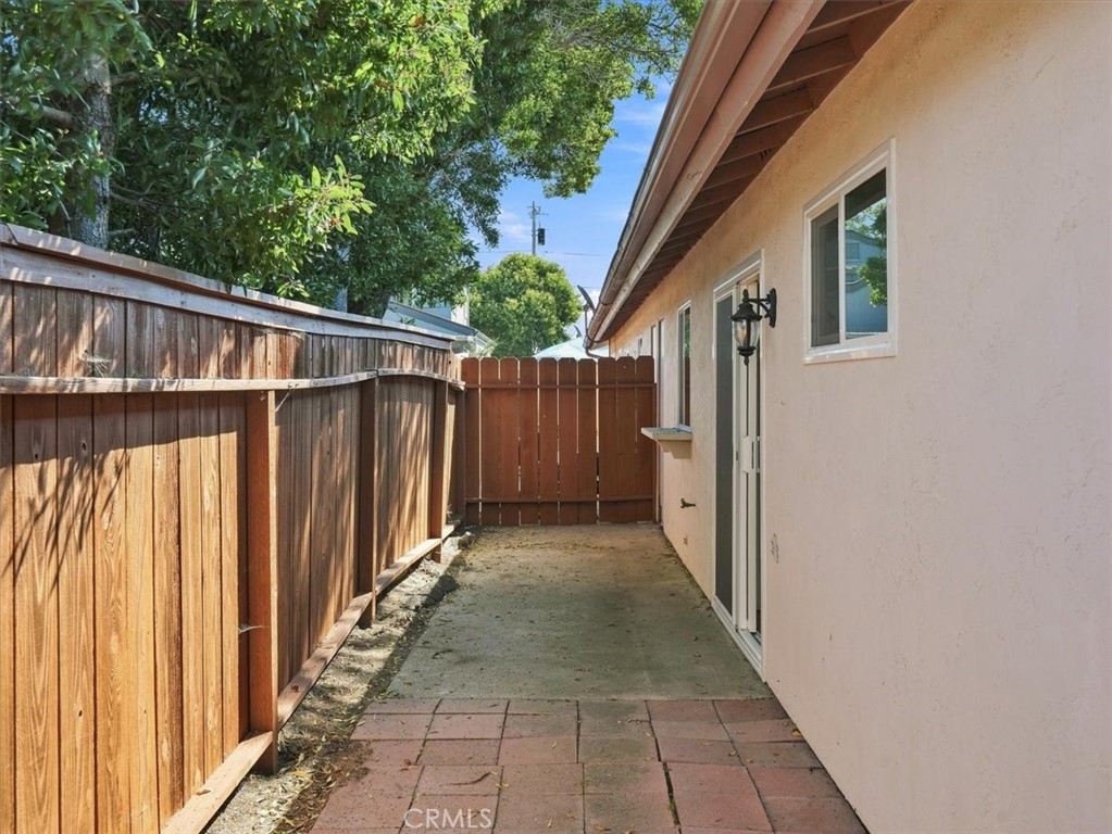 1050 Santa Ynez Avenue Property Photo 13