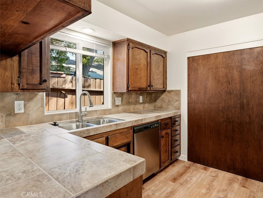 1050 Santa Ynez Avenue Property Photo 15