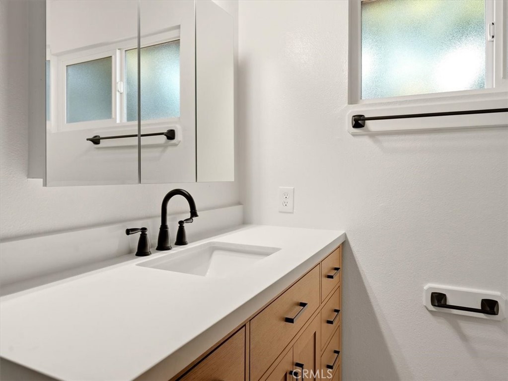 1050 Santa Ynez Avenue Property Photo 23