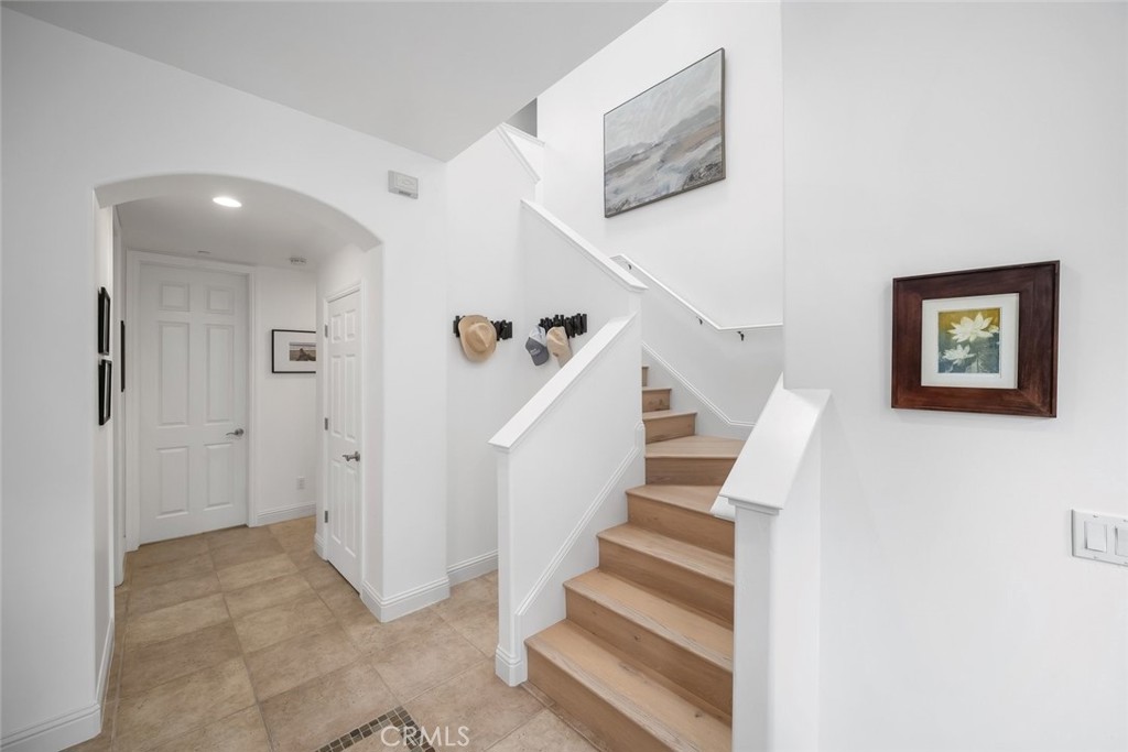 2940 Night Hawk Way Property Photo 4