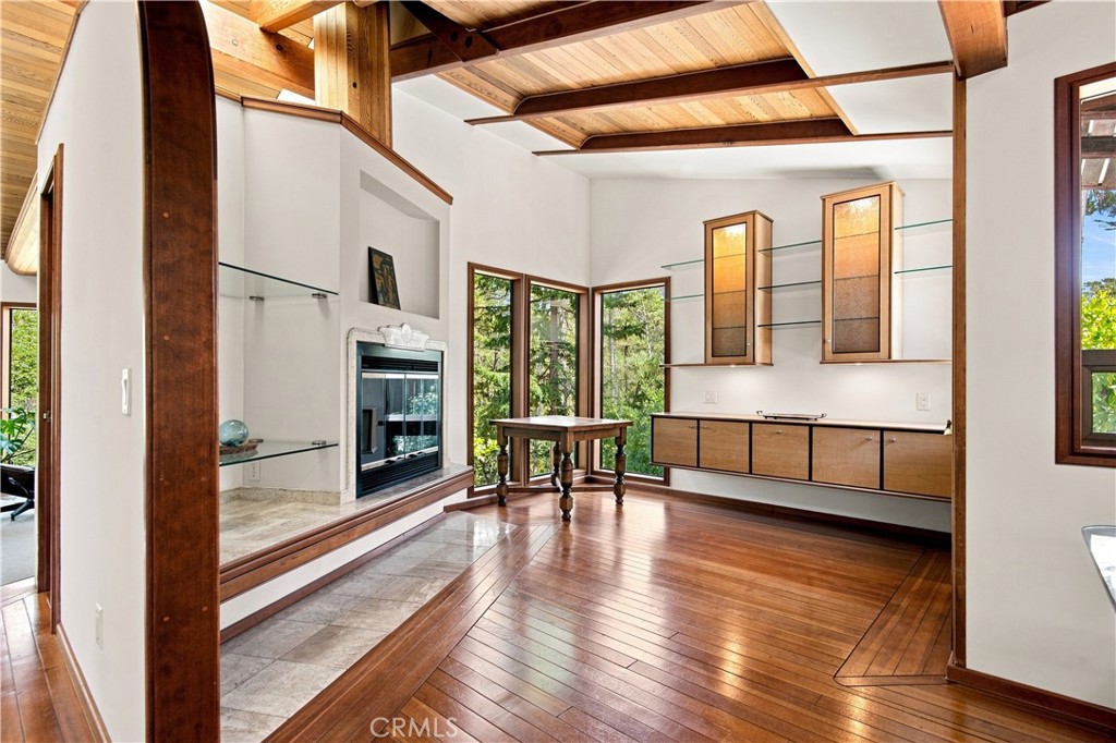 565 Chiswick Way Property Photo 15
