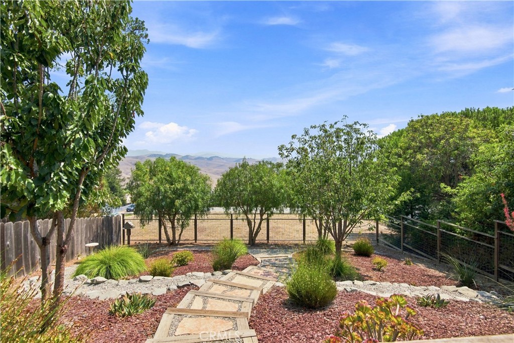 1716 Pineridge Drive Property Photo 30