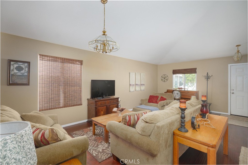 2452 Darbeton Property Photo 3