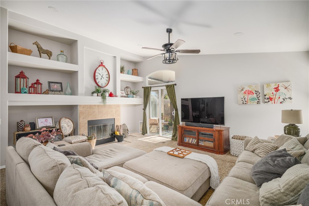 2452 Darbeton Property Photo 7