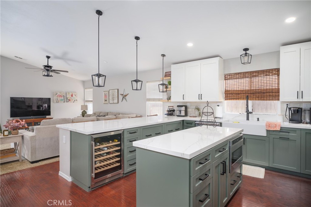 2452 Darbeton Property Photo 8