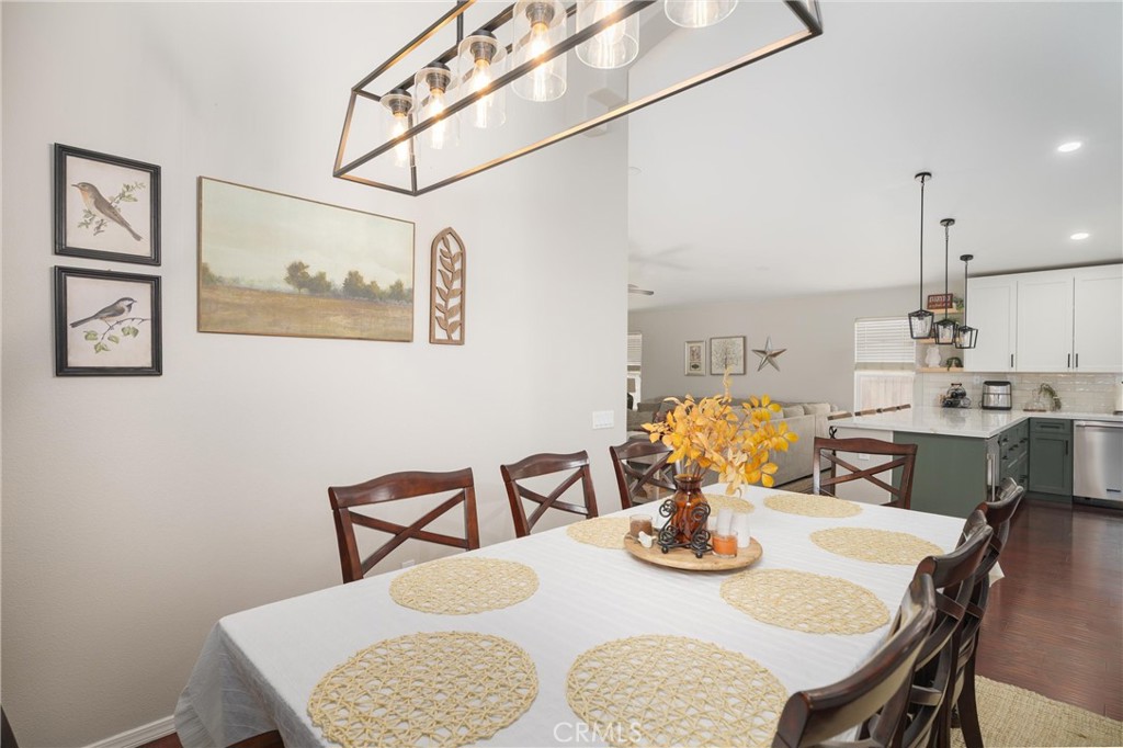 2452 Darbeton Property Photo 12