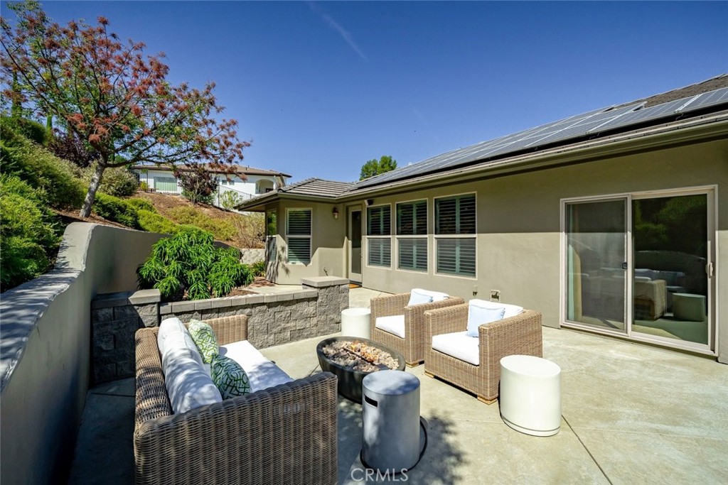 419 Peachtree Court Property Photo 17