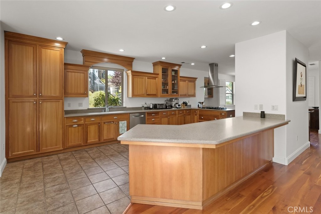 419 Peachtree Court Property Photo 18