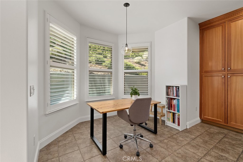 419 Peachtree Court Property Photo 28