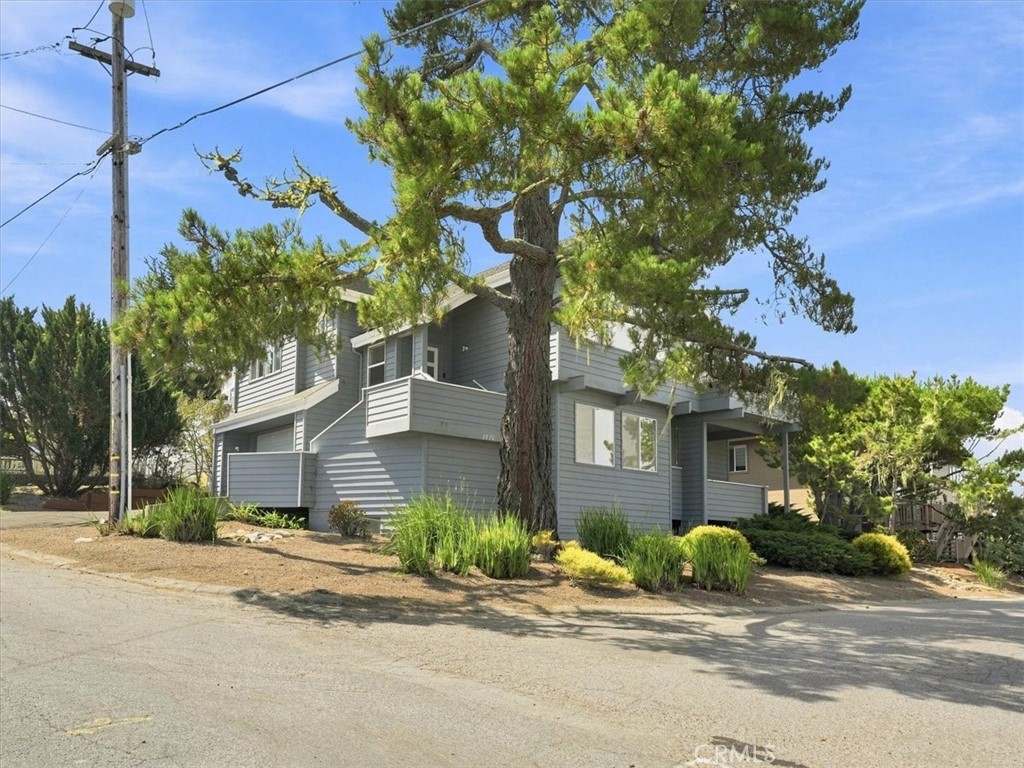2770 Holden Property Photo 10