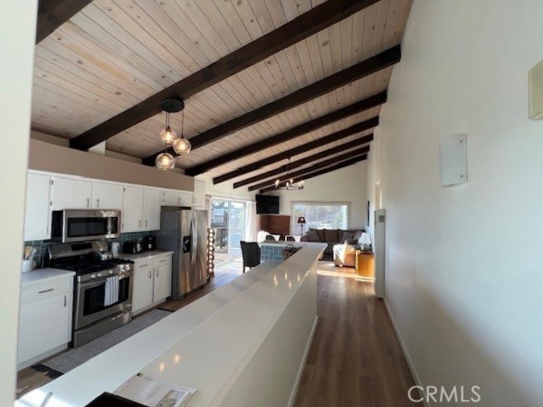 1950 Oxford Avenue Property Photo 3