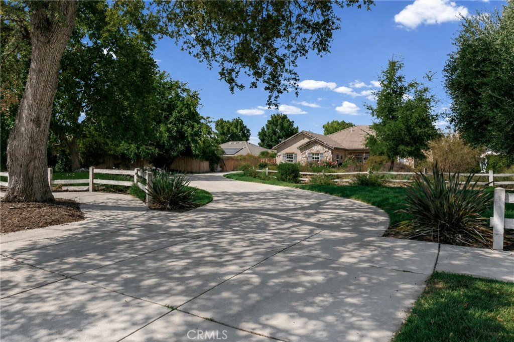 909 Experimental Station Property Photo 2