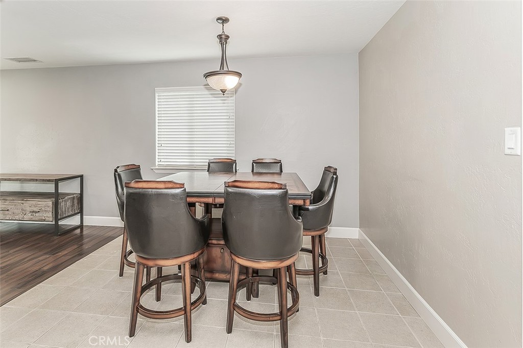 611 San Gabriel Property Photo 9