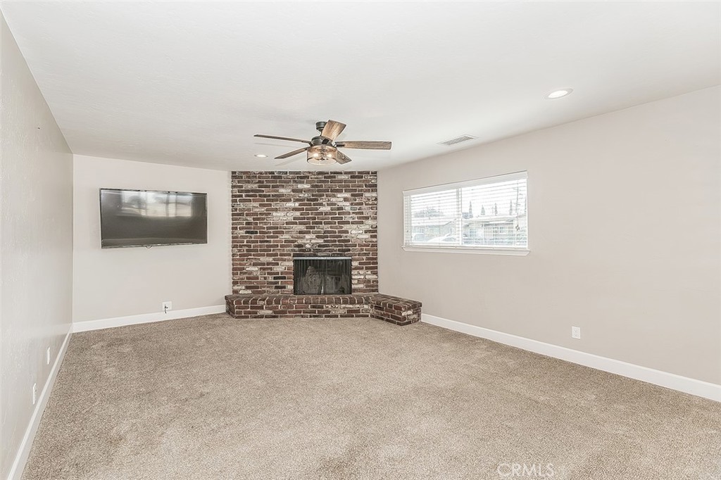 611 San Gabriel Property Photo 14