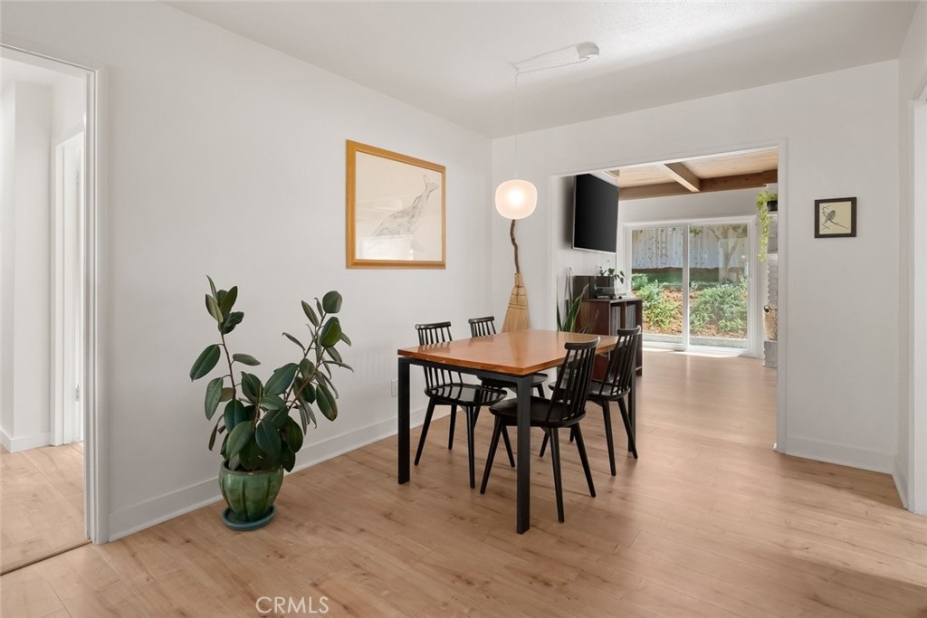 321 Tolosa Way Property Photo 7