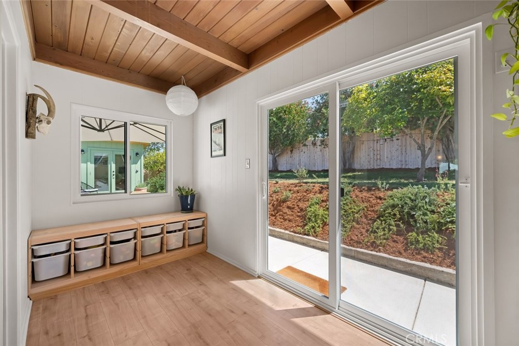321 Tolosa Way Property Photo 14