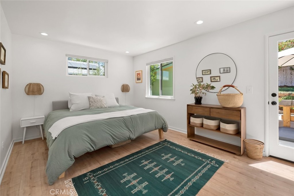 321 Tolosa Way Property Photo 16