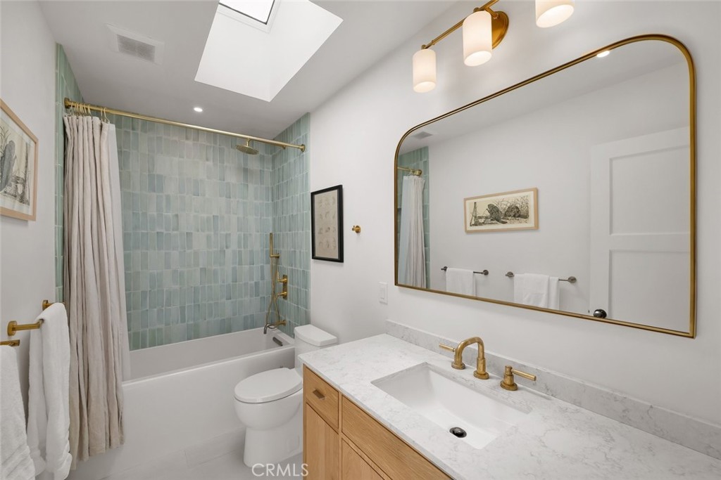 321 Tolosa Way Property Photo 20