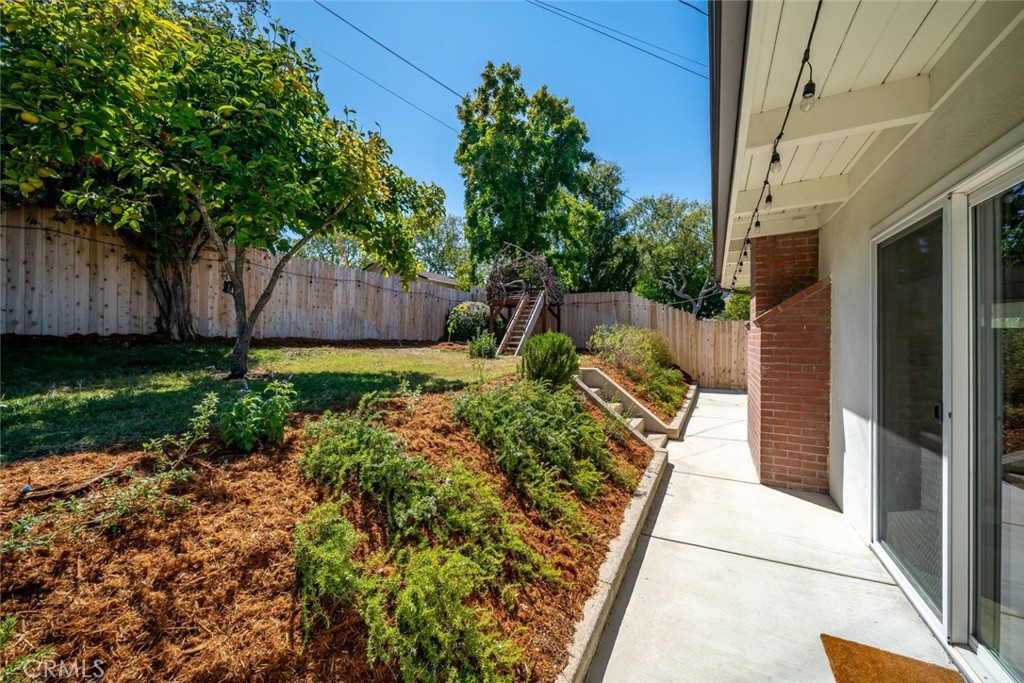 321 Tolosa Way Property Photo 33