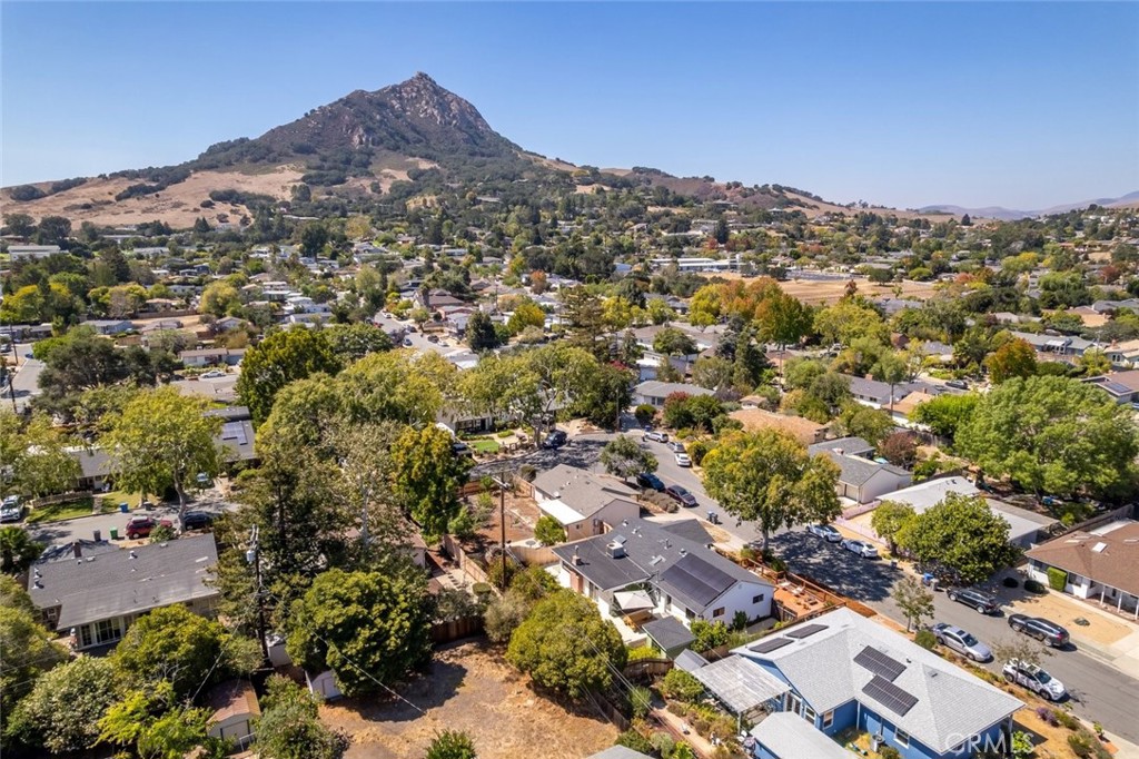 321 Tolosa Way Property Photo 49
