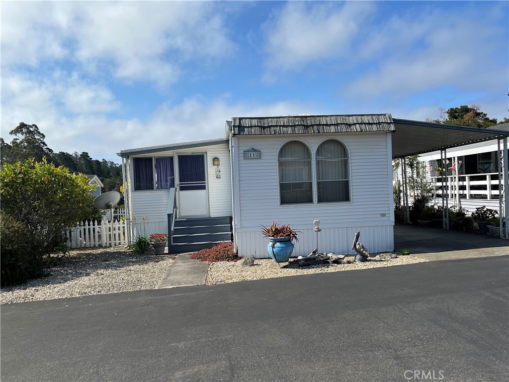 1226 Main Street 11