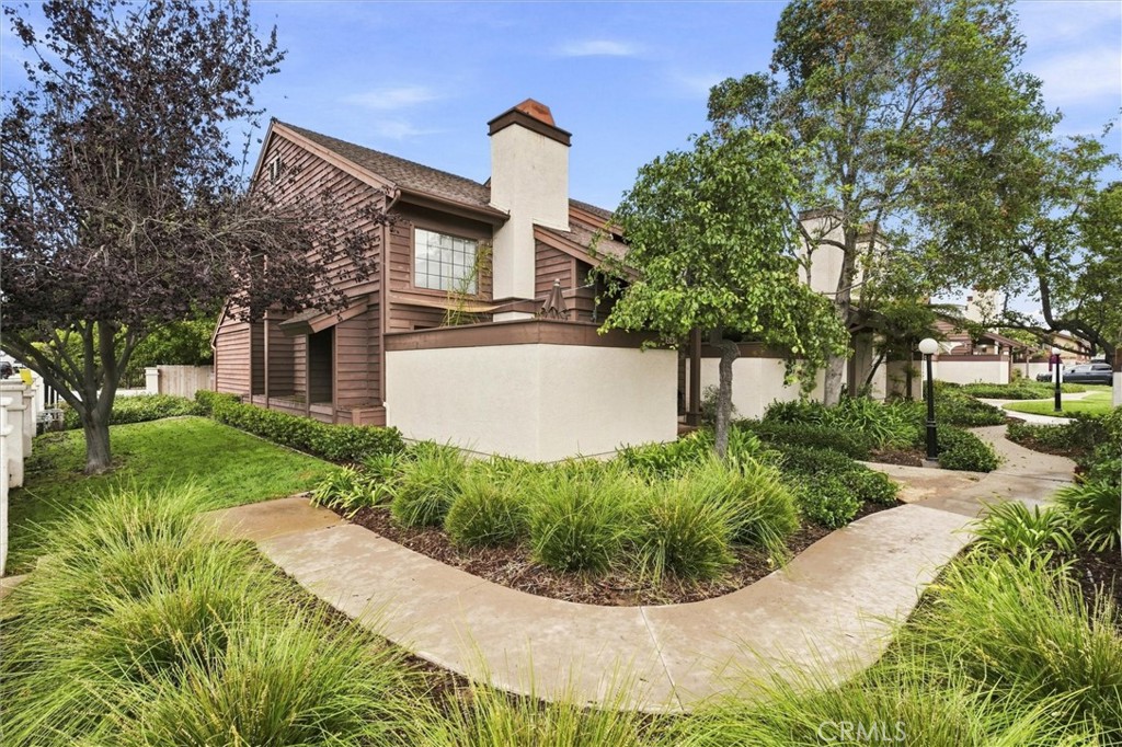 241 Aspen Street Property Photo 1