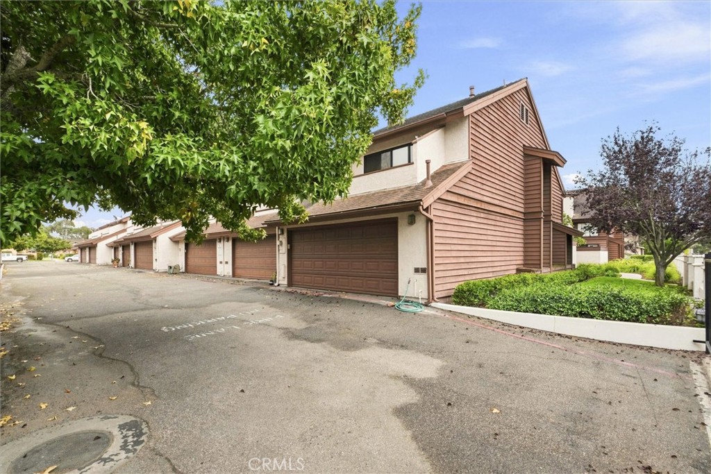 241 Aspen Street Property Photo 10