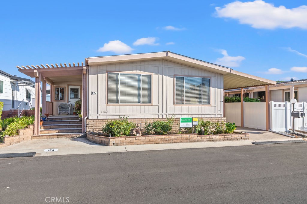 5200 Irvine Boulevard 124 Property Photo 1
