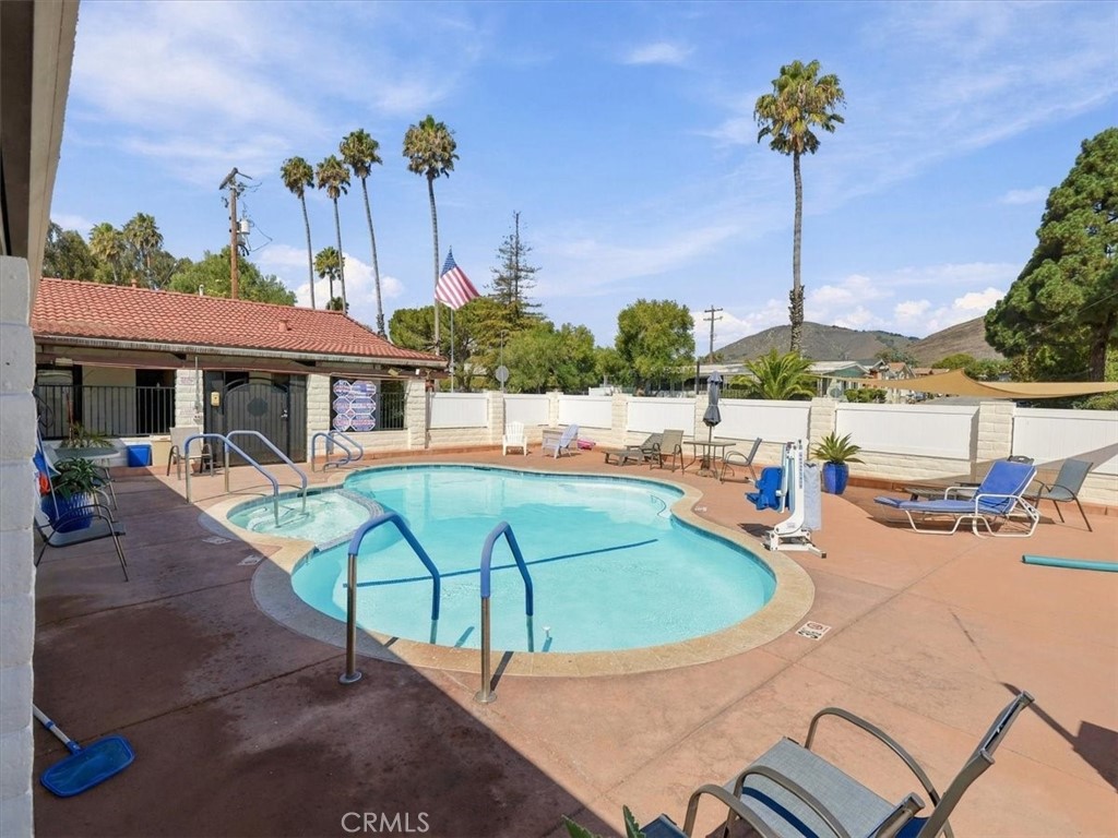 3057 S Higuera 50 Property Photo 34