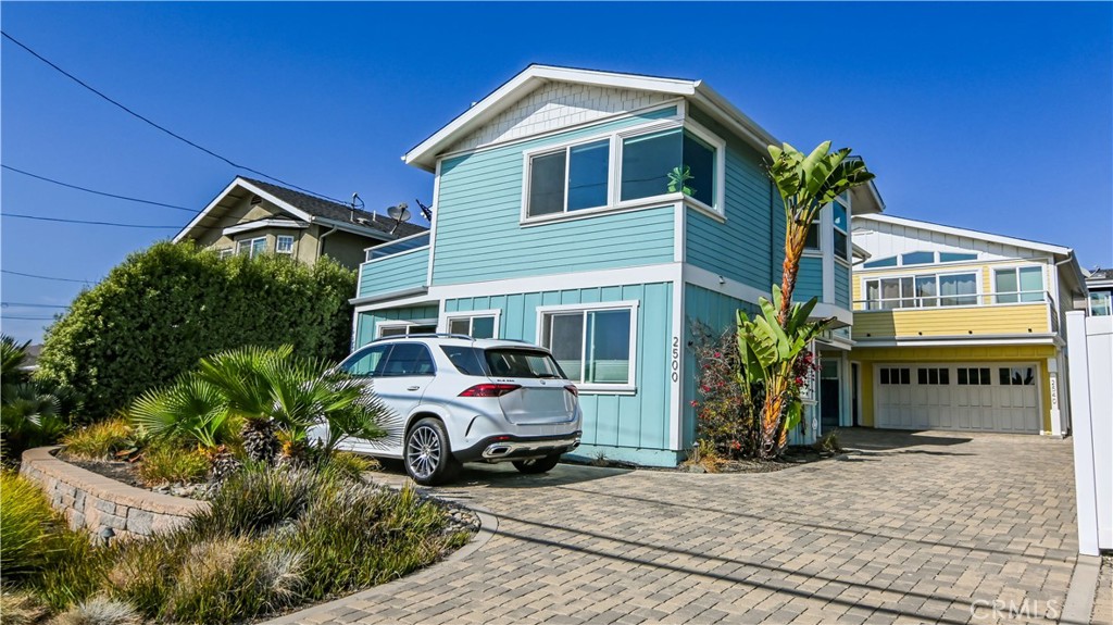 2500 Main Property Photo 1