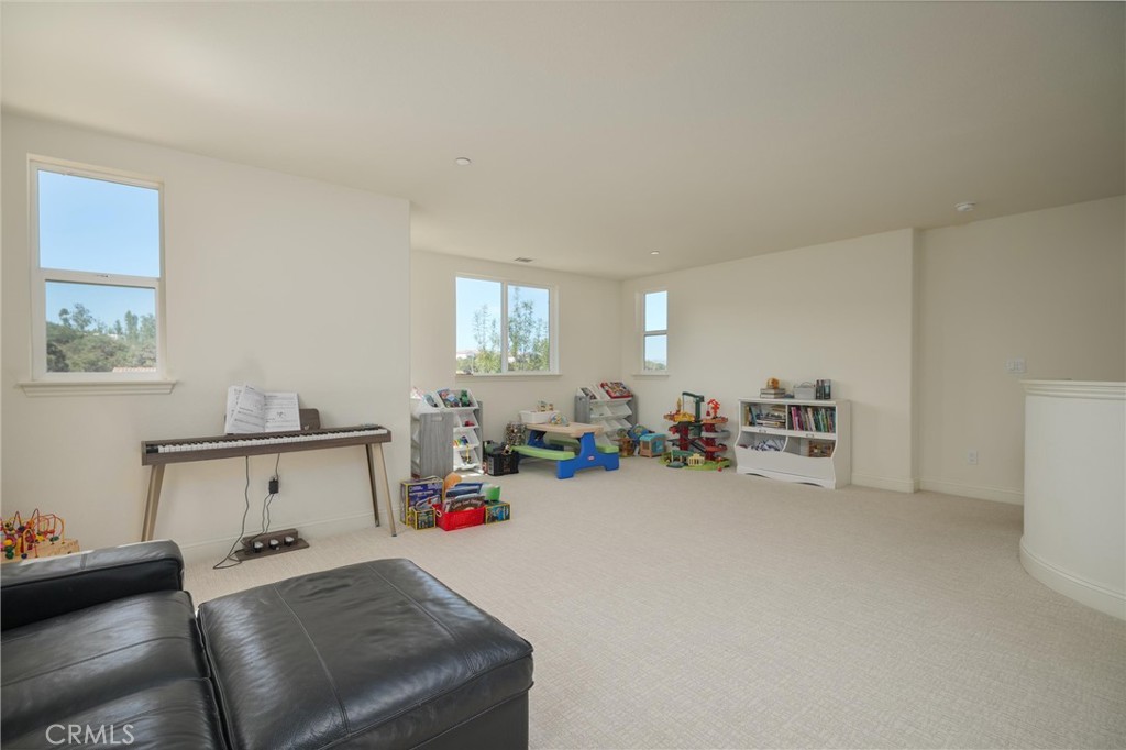 5675 Aidan Way Property Photo 21
