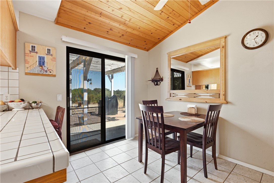 6578 Northstar Ln Property Photo 9