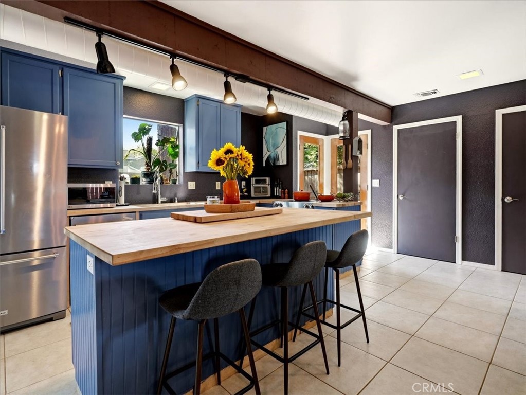 22363 H Property Photo 17