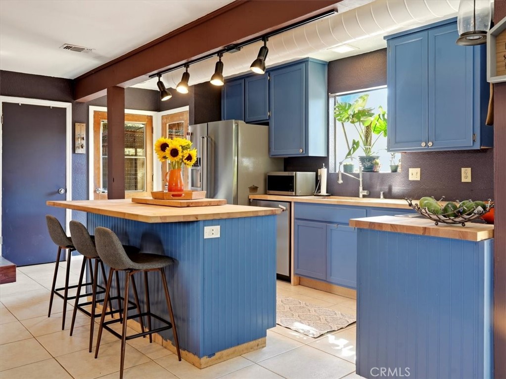 22363 H Property Photo 18