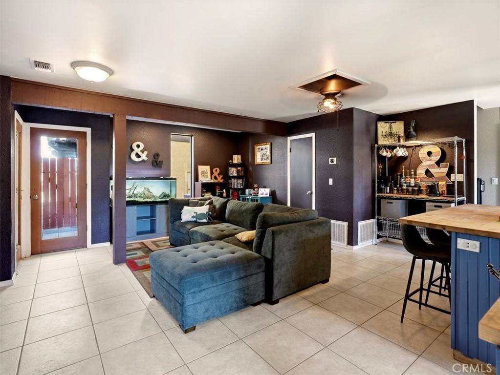 22363 H Property Photo 24