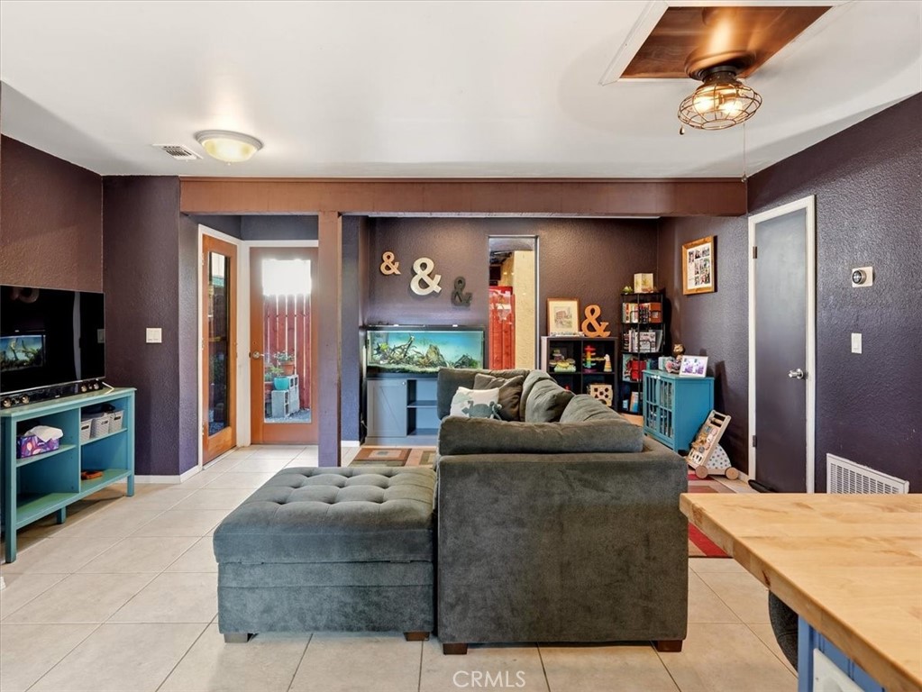 22363 H Property Photo 25