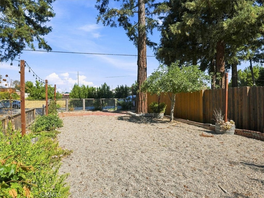 22363 H Property Photo 33