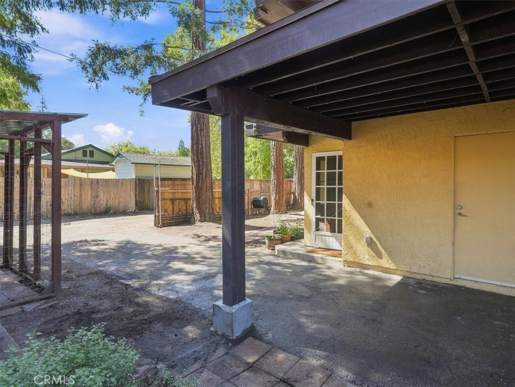22363 H Property Photo 37