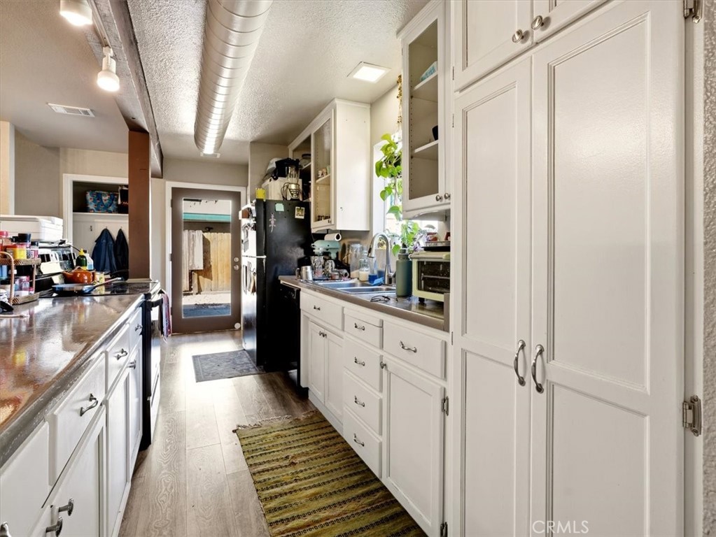 22363 H Property Photo 42